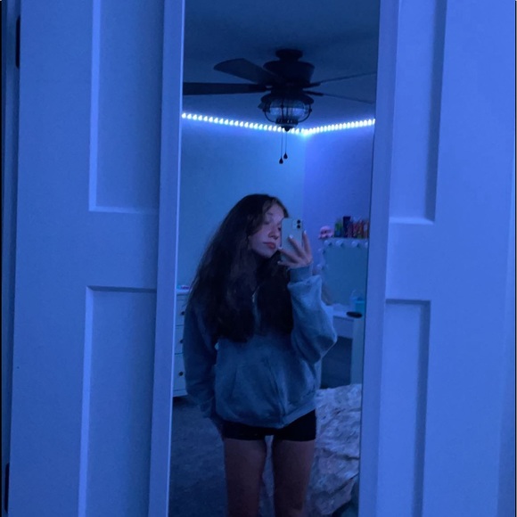 Meet your Posher, Jasey - Picture 1 of 1